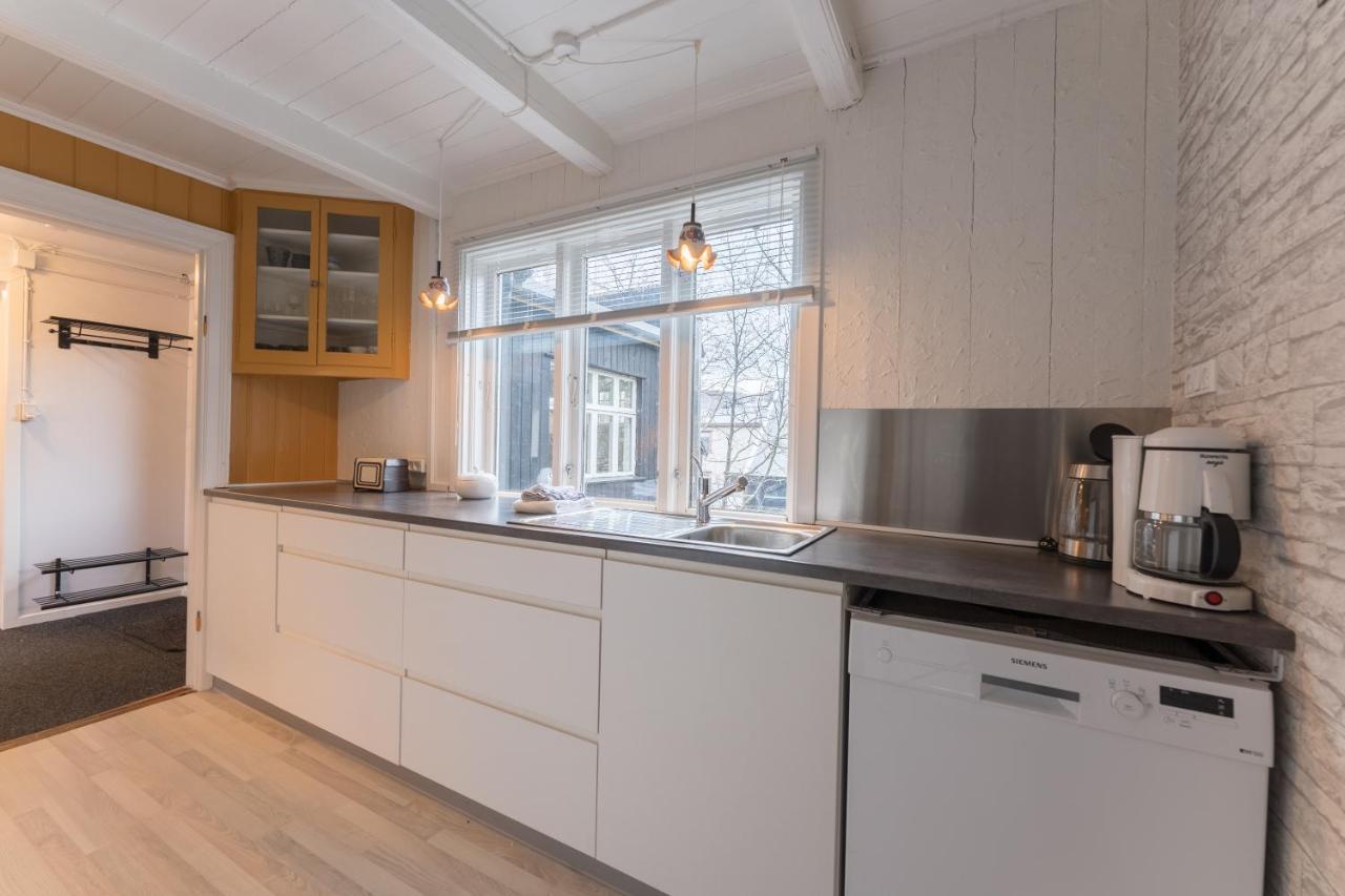 Ruba Apartments - Downtown - Marina - Old Town - Torshavn Ngoại thất bức ảnh